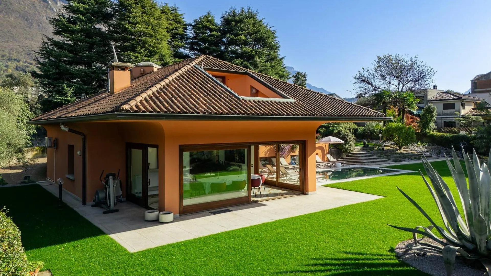Villa Beatrice Mandello del Lario Italy