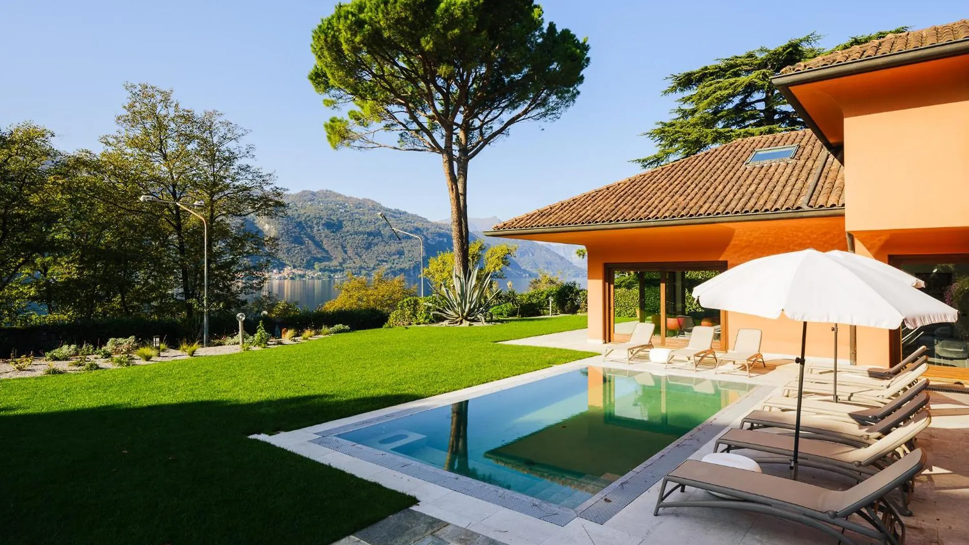 Villa Beatrice Mandello del Lario