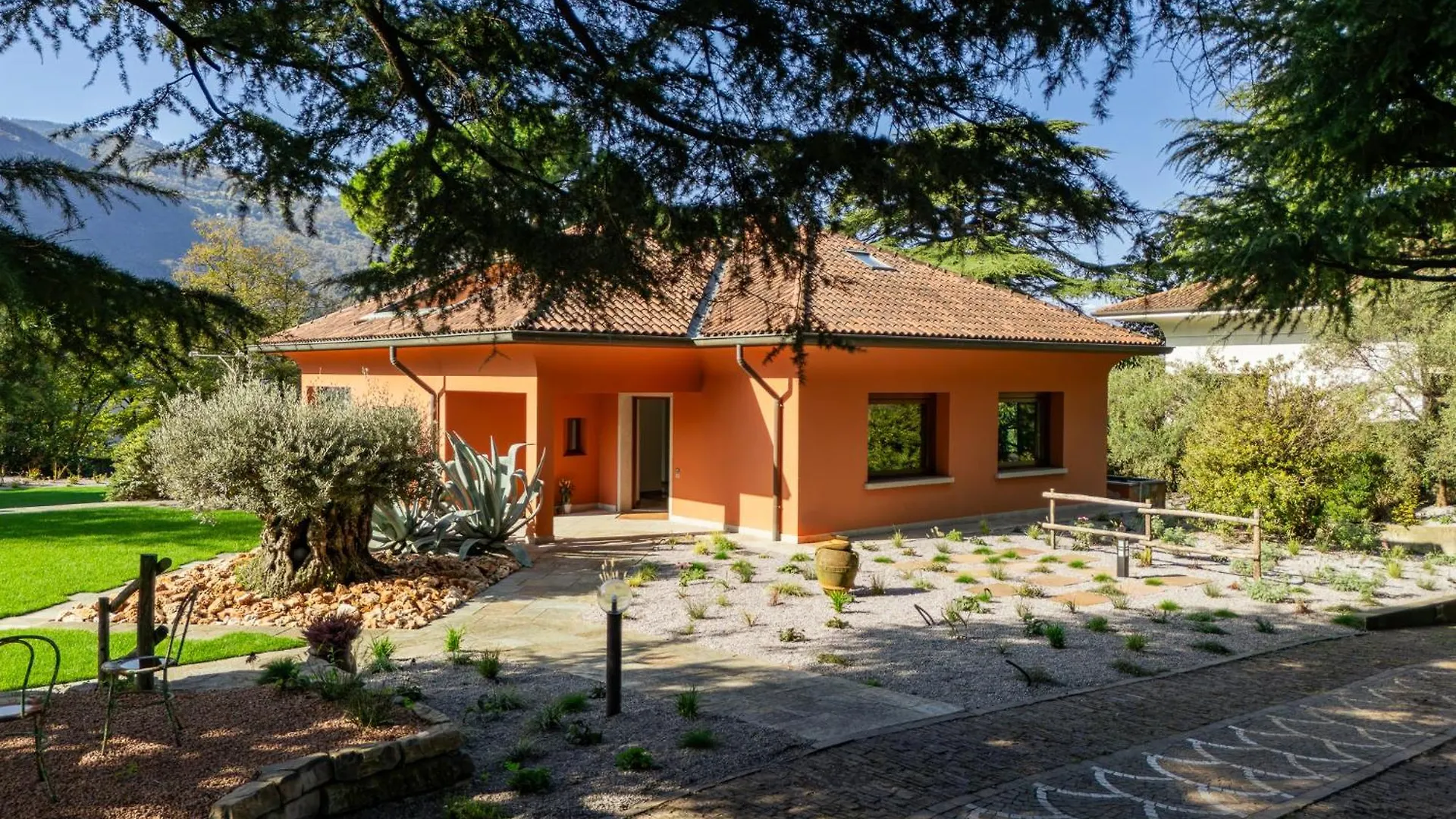 Villa Beatrice Mandello del Lario Italy