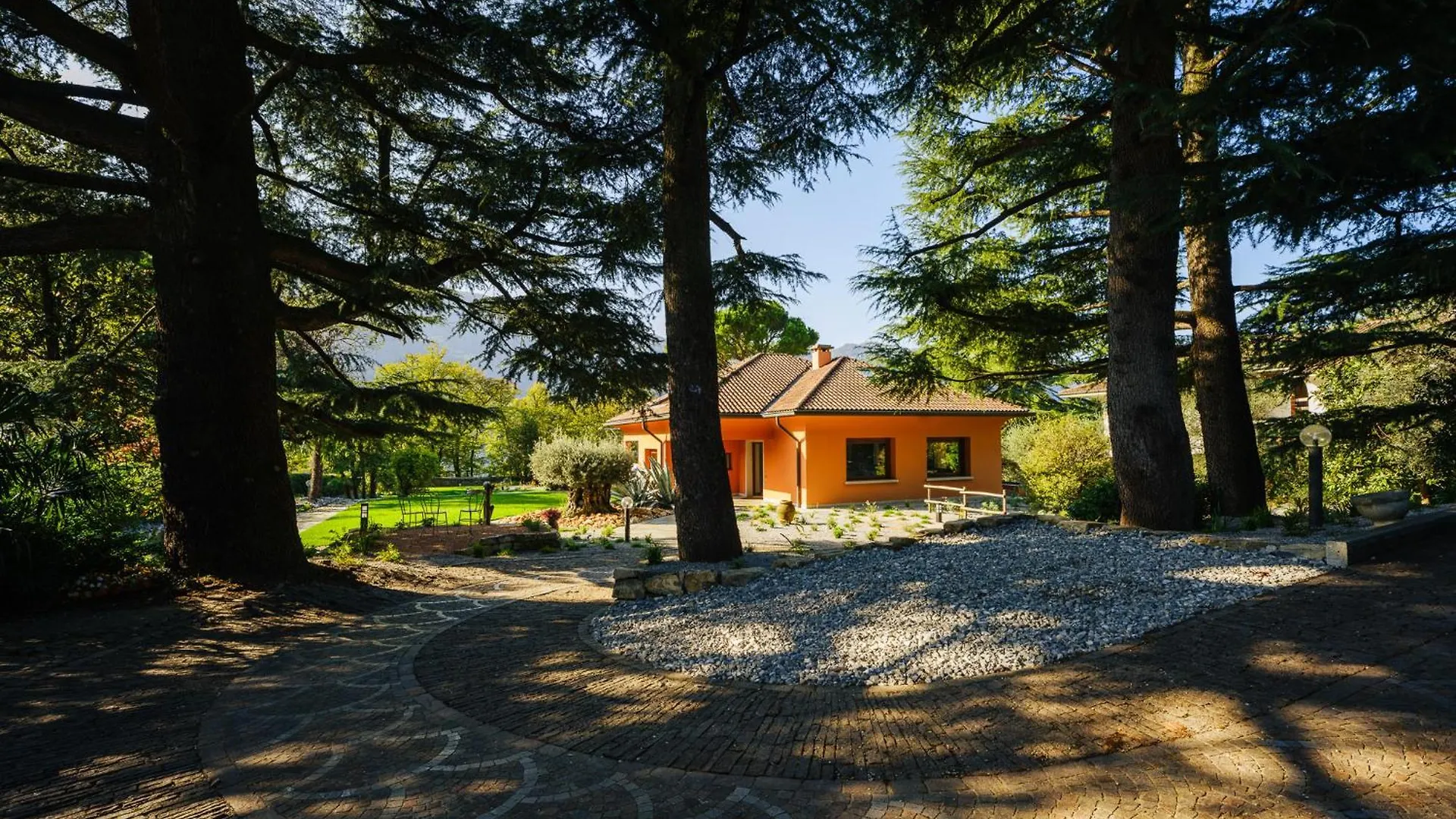 Villa Beatrice Mandello del Lario
