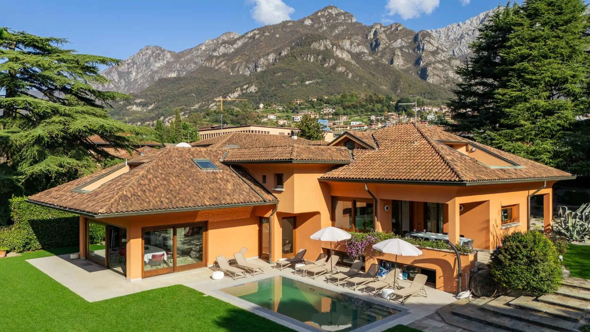 Villa Beatrice Mandello del Lario
