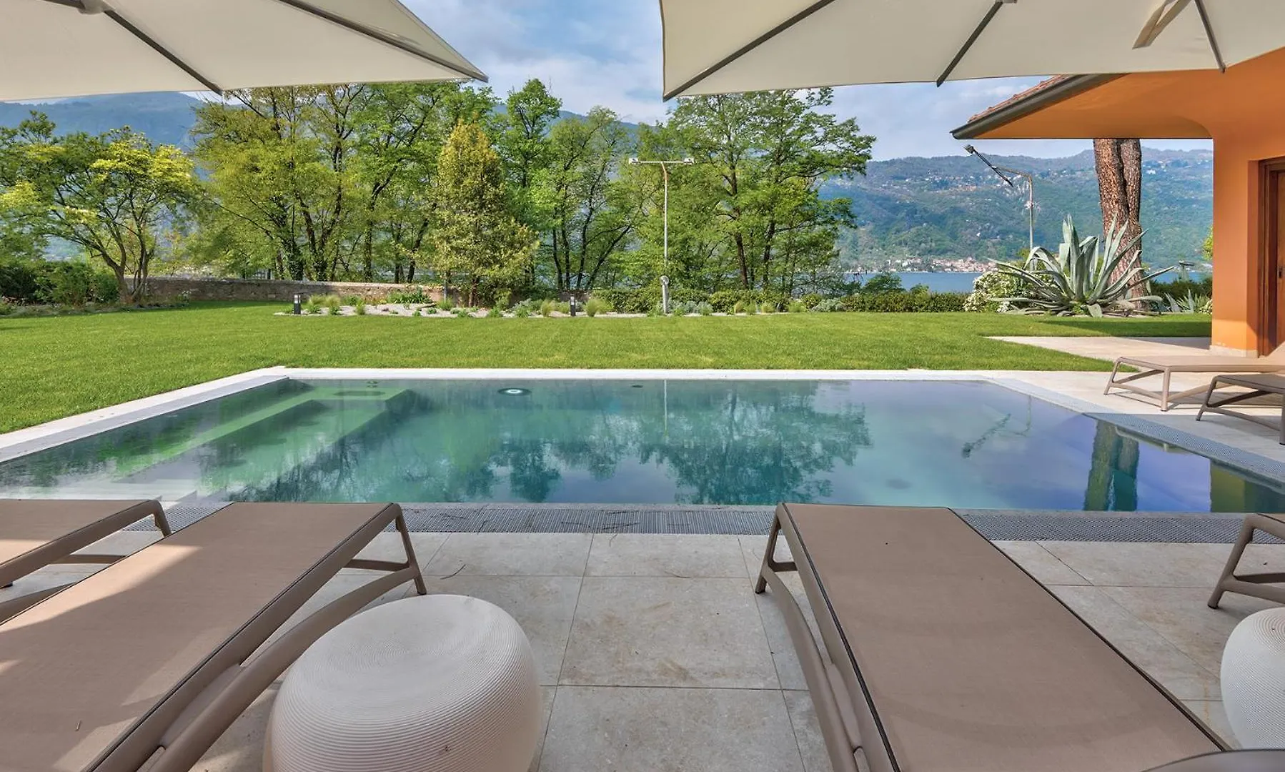 Villa Beatrice Mandello del Lario 0*,  Italy